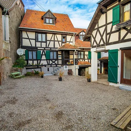 Le Vieux Pressoir Dom wakacyjny *